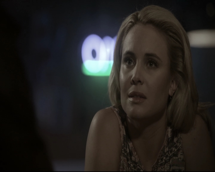 VampireDiariesWorld-dot-nl_TheOriginals-2x04LiveAndLetDie0818.jpg
