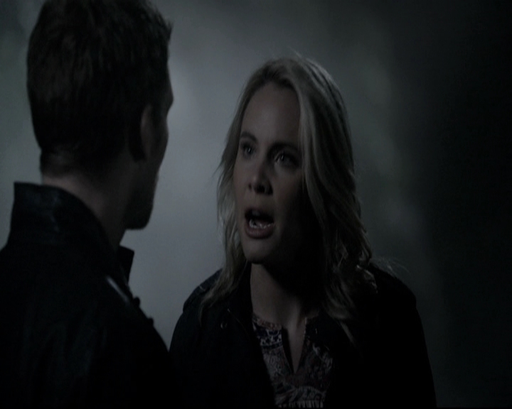 VampireDiariesWorld-dot-nl_TheOriginals-2x04LiveAndLetDie1975.jpg