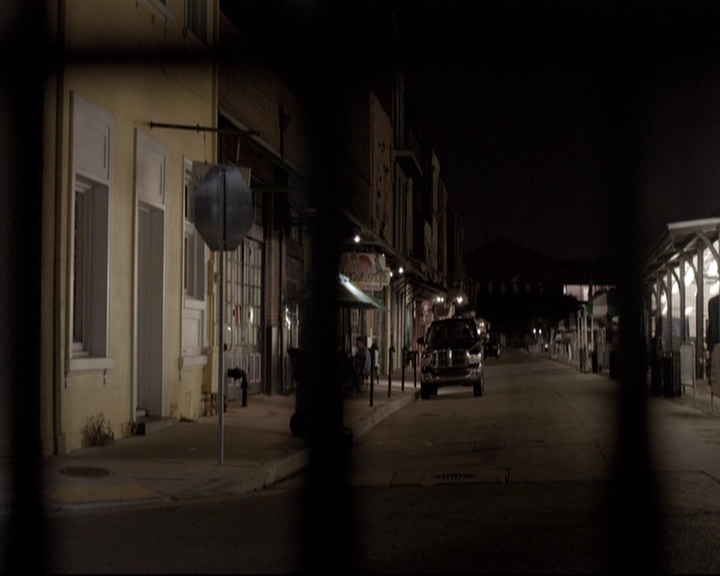 VampireDiariesWorld-dot-nl_TheOriginals-2x04LiveAndLetDie2021.jpg
