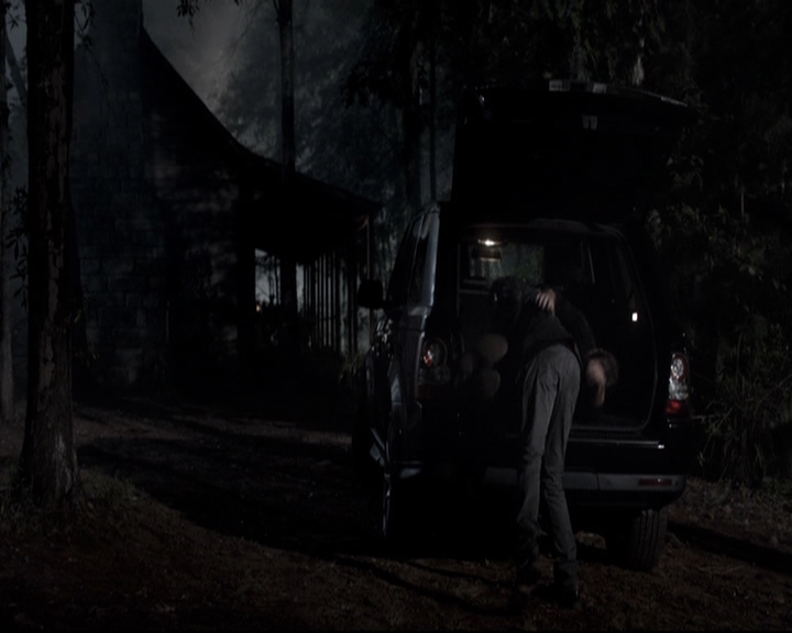 VampireDiariesWorld-dot-nl_TheOriginals-2x04LiveAndLetDie2189.jpg