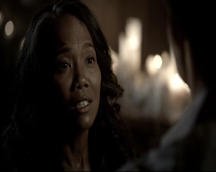 VampireDiariesWorld-dot-nl_TheOriginals-2x05RedDoor0305.jpg