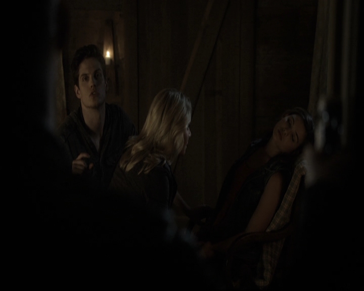 VampireDiariesWorld-dot-nl_TheOriginals-2x05RedDoor0333.jpg