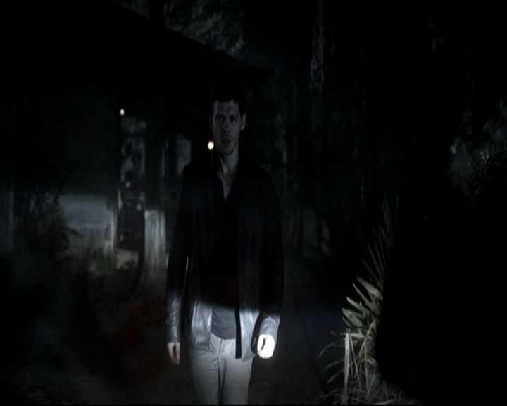 VampireDiariesWorld-dot-nl_TheOriginals-2x05RedDoor0431.jpg