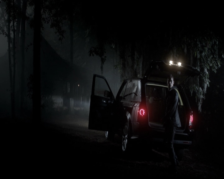 VampireDiariesWorld-dot-nl_TheOriginals-2x05RedDoor0437.jpg