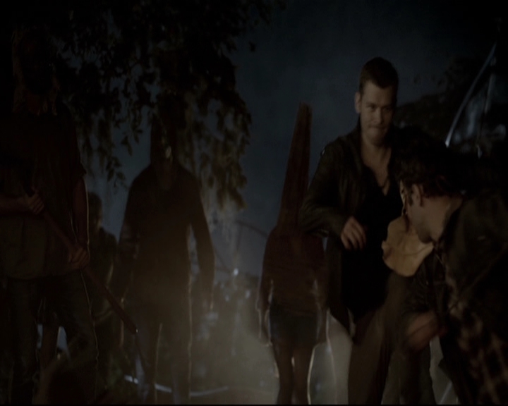 VampireDiariesWorld-dot-nl_TheOriginals-2x05RedDoor1123.jpg