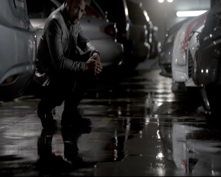 VampireDiariesWorld-dot-nl_TheOriginals-2x05RedDoor1322.jpg