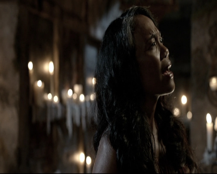 VampireDiariesWorld-dot-nl_TheOriginals-2x05RedDoor1548.jpg