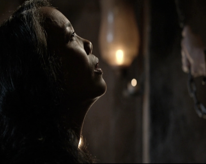 VampireDiariesWorld-dot-nl_TheOriginals-2x05RedDoor1602.jpg