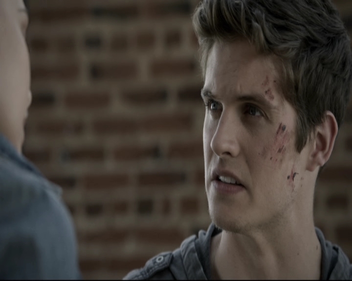 VampireDiariesWorld-dot-nl_TheOriginals-2x05RedDoor1980.jpg