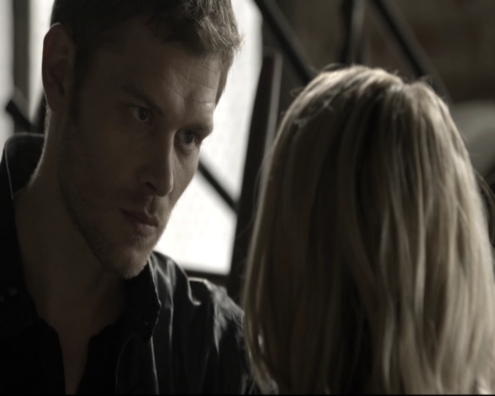 VampireDiariesWorld-dot-nl_TheOriginals-2x05RedDoor2010.jpg