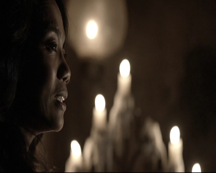 VampireDiariesWorld-dot-nl_TheOriginals-2x05RedDoor2069.jpg