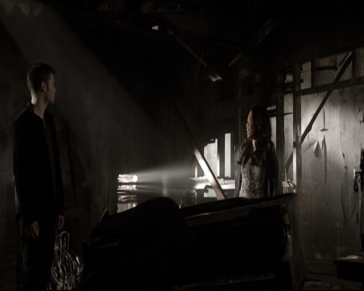 VampireDiariesWorld_dot_nl-TheOriginals_2x06WheelInsidetheWheel0543.jpg