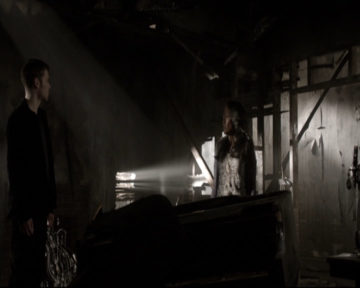 VampireDiariesWorld_dot_nl-TheOriginals_2x06WheelInsidetheWheel0544.jpg