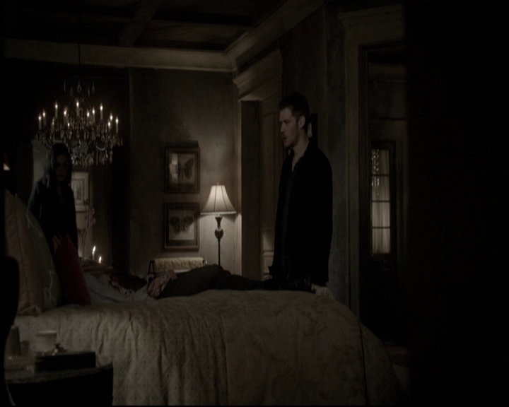 VampireDiariesWorld_dot_nl-TheOriginals_2x06WheelInsidetheWheel2236.jpg