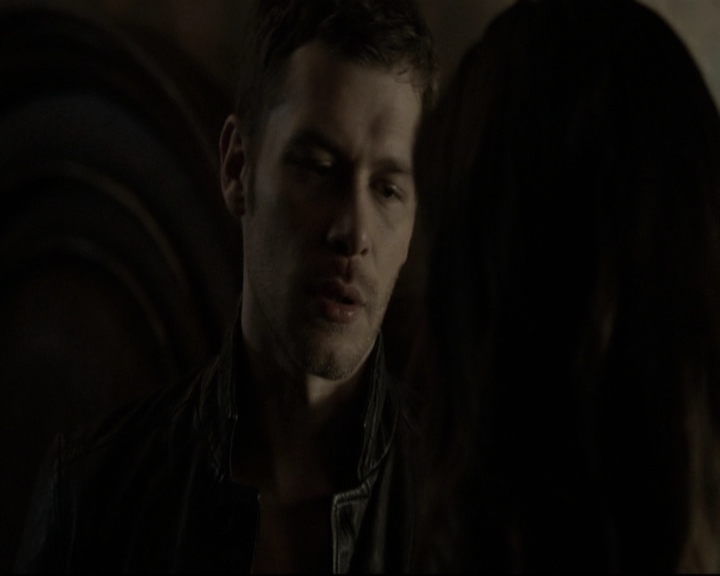 VampireDiariesWorld_dot_nl-TheOriginals_2x07ChasingTheDevilsTail0077.jpg