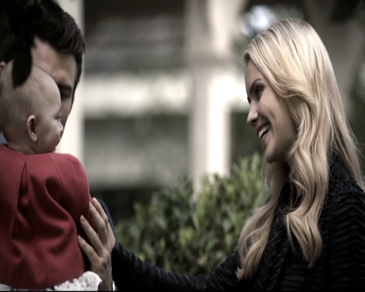VampireDiariesWorld_dot_nl-TheOriginals_2x09TheMapOfMoments0415.jpg