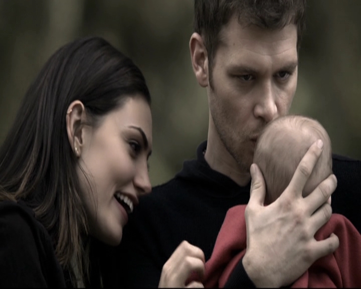 VampireDiariesWorld_dot_nl-TheOriginals_2x09TheMapOfMoments0501.jpg