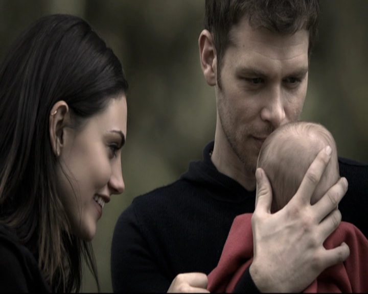 VampireDiariesWorld_dot_nl-TheOriginals_2x09TheMapOfMoments0502.jpg
