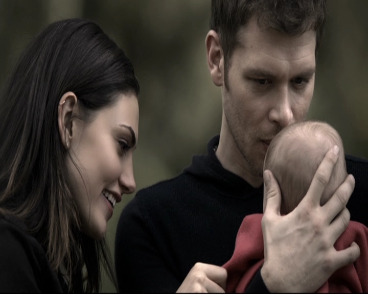 VampireDiariesWorld_dot_nl-TheOriginals_2x09TheMapOfMoments0503.jpg