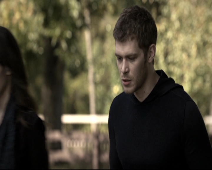 VampireDiariesWorld_dot_nl-TheOriginals_2x09TheMapOfMoments0512.jpg