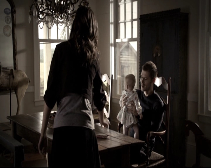 VampireDiariesWorld_dot_nl-TheOriginals_2x09TheMapOfMoments0623.jpg