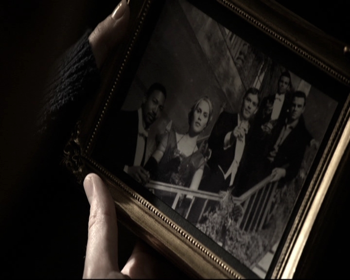 VampireDiariesWorld_dot_nl-TheOriginals_2x09TheMapOfMoments0908.jpg