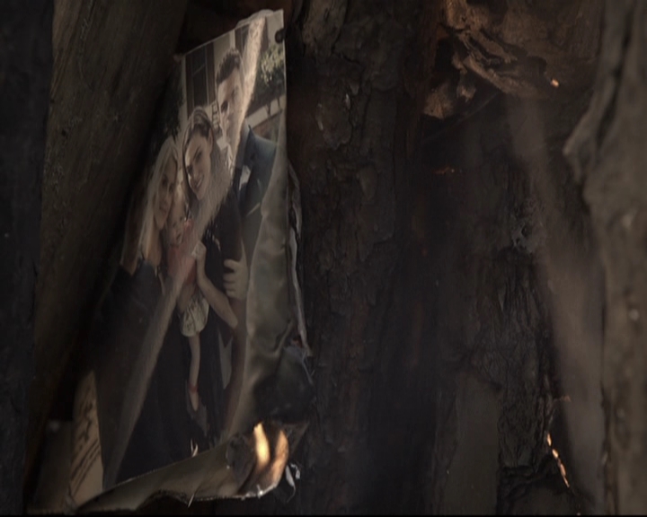 VampireDiariesWorld_dot_nl-TheOriginals_2x09TheMapOfMoments1041.jpg