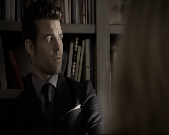 VampireDiariesWorld_dot_nl-TheOriginals_2x09TheMapOfMoments1150.jpg