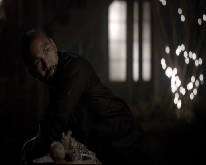 VampireDiariesWorld_dot_nl-TheOriginals_2x09TheMapOfMoments1822.jpg