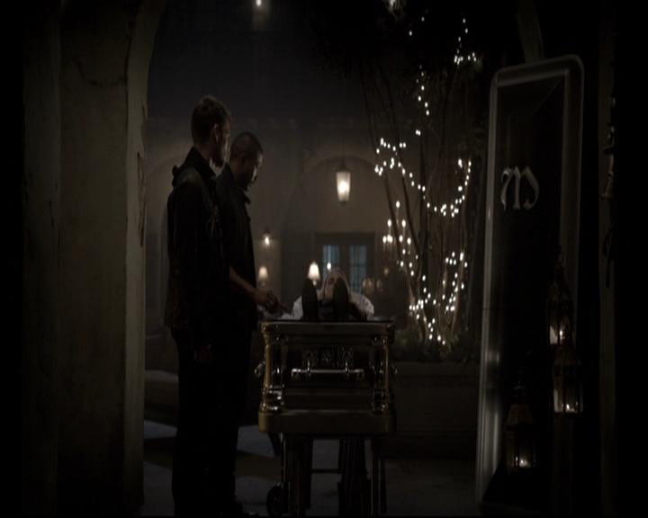 VampireDiariesWorld_dot_nl-TheOriginals_2x09TheMapOfMoments2201.jpg