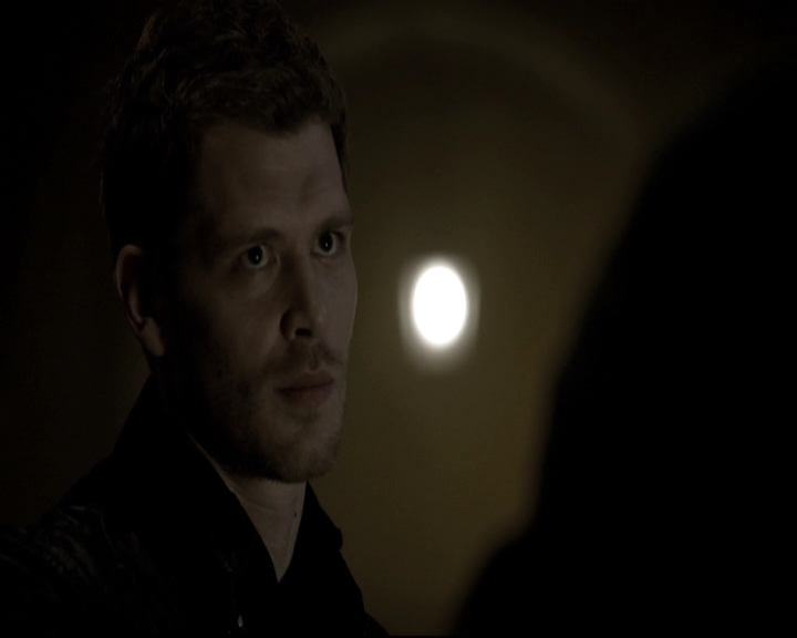 VampireDiariesWorld_dot_nl-TheOriginals_2x09TheMapOfMoments2221.jpg