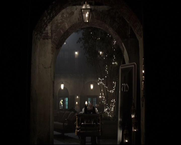 VampireDiariesWorld_dot_nl-TheOriginals_2x10GonnaSetYourFlagOnFire0058.jpg