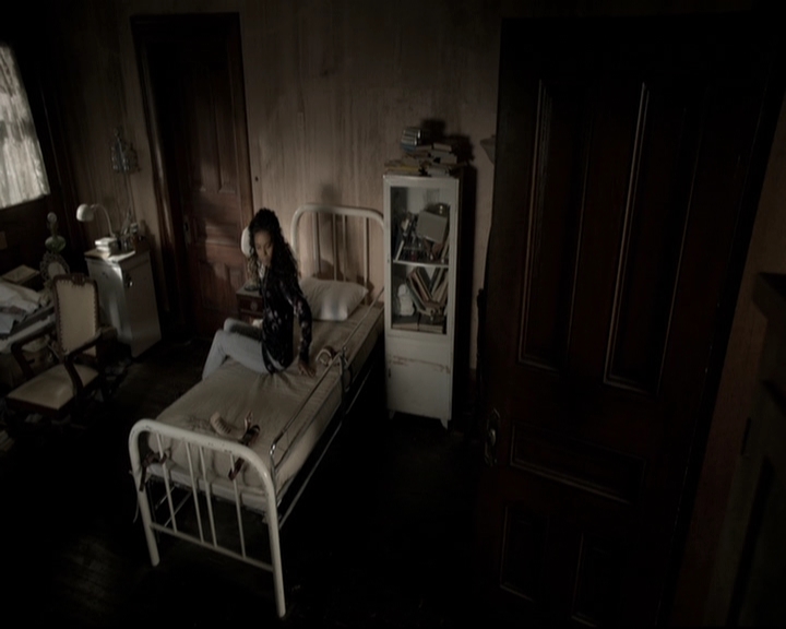 VampireDiariesWorld_dot_nl-TheOriginals_2x10GonnaSetYourFlagOnFire0393.jpg
