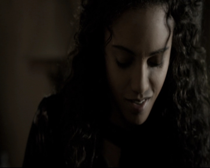VampireDiariesWorld_dot_nl-TheOriginals_2x10GonnaSetYourFlagOnFire0398.jpg