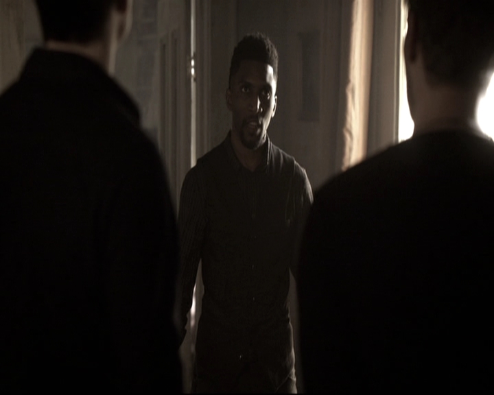 VampireDiariesWorld_dot_nl-TheOriginals_2x10GonnaSetYourFlagOnFire0519.jpg