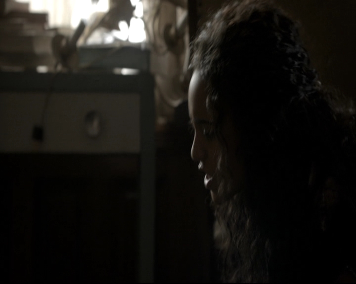 VampireDiariesWorld_dot_nl-TheOriginals_2x10GonnaSetYourFlagOnFire1397.jpg
