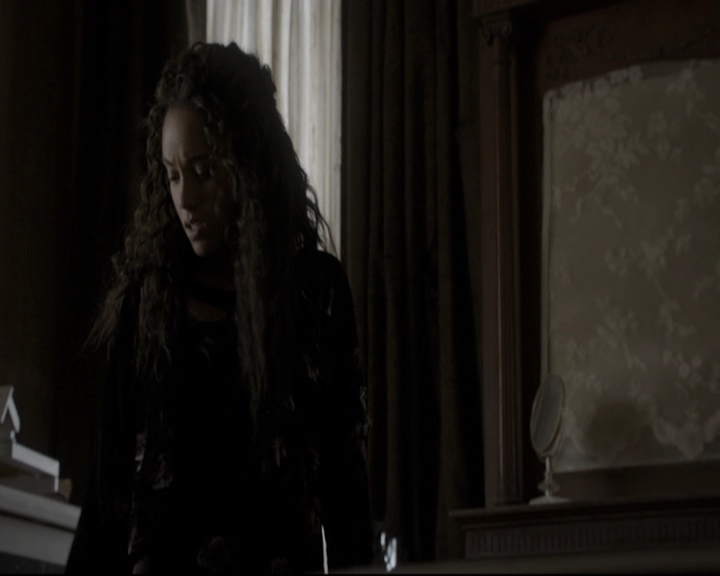 VampireDiariesWorld_dot_nl-TheOriginals_2x10GonnaSetYourFlagOnFire1532.jpg
