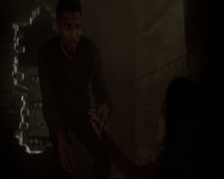 VampireDiariesWorld_dot_nl-TheOriginals_2x10GonnaSetYourFlagOnFire1612.jpg