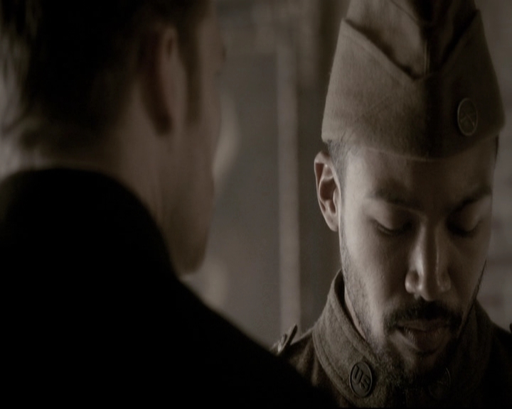 VampireDiariesWorld_dot_nl-TheOriginals_2x11BrotherhoodOfTheDamned0116.jpg