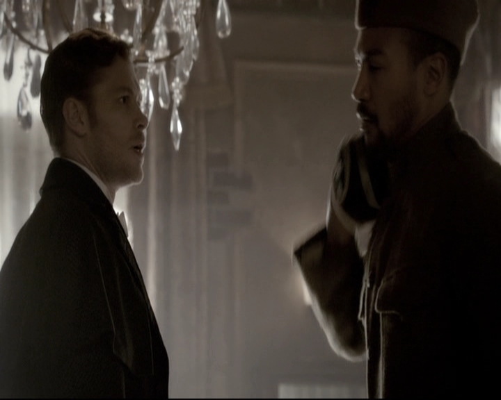 VampireDiariesWorld_dot_nl-TheOriginals_2x11BrotherhoodOfTheDamned0121.jpg