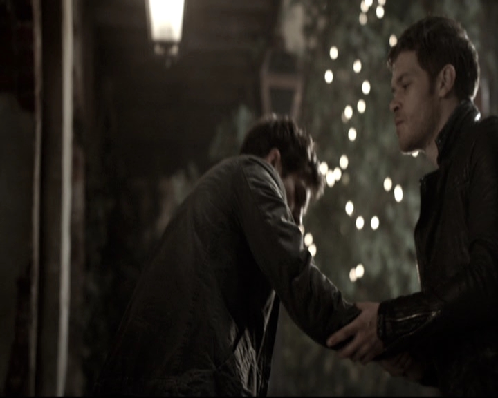 VampireDiariesWorld_dot_nl-TheOriginals_2x13TheDevilIsDamned1148.jpg