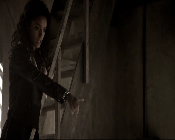 VampireDiariesWorld_dot_nl-TheOriginals_2x13TheDevilIsDamned1310.jpg