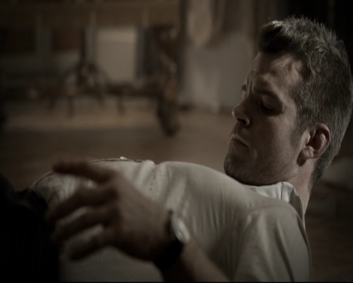 VampireDiariesWorld_dot_nl-TheOriginals_2x13TheDevilIsDamned1931.jpg