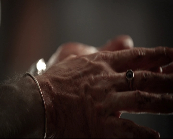 VampireDiariesWorld_dot_nl-TheOriginals_2x13TheDevilIsDamned2125.jpg