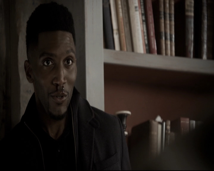 VampireDiariesWorld_dot_nl-TheOriginals_2x13TheDevilIsDamned2156.jpg