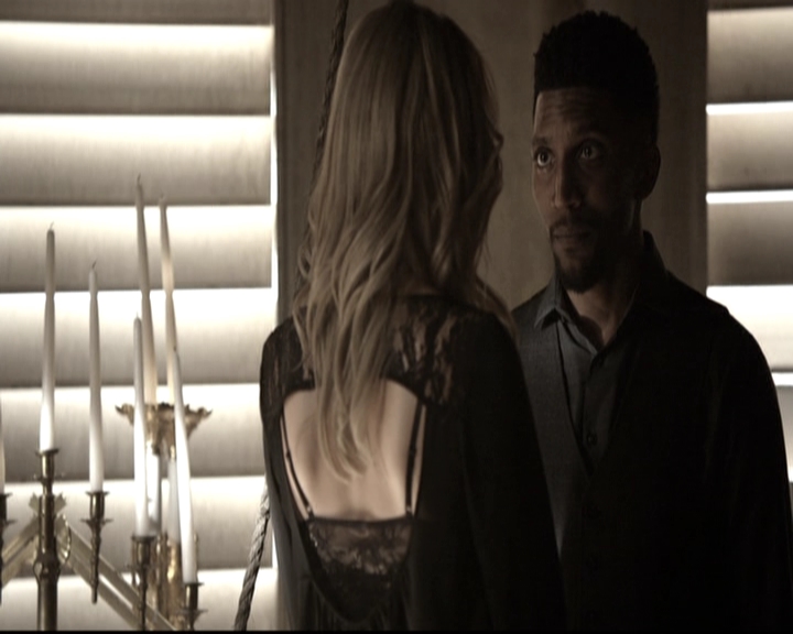 VampireDiariesWorld_dot_nl-TheOriginals_2x15TheyAllAskedForYou0134.jpg