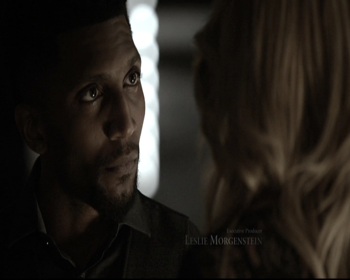 VampireDiariesWorld_dot_nl-TheOriginals_2x15TheyAllAskedForYou0185.jpg