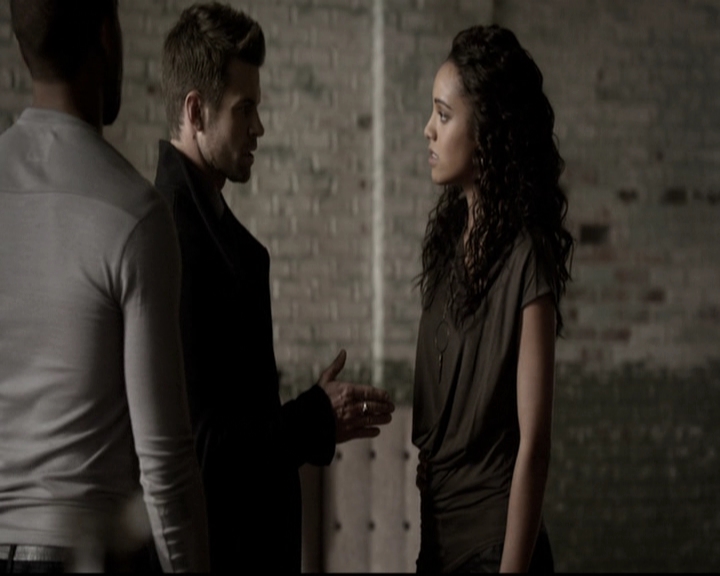 VampireDiariesWorld_dot_nl-TheOriginals_2x15TheyAllAskedForYou0329.jpg