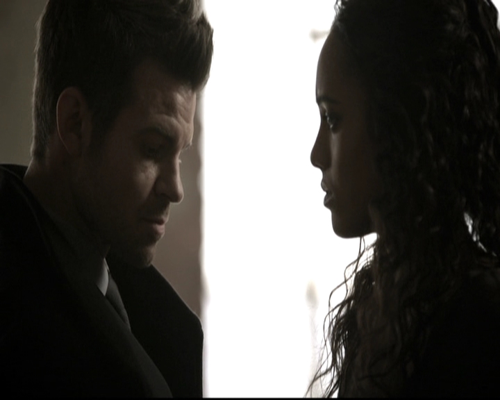 VampireDiariesWorld_dot_nl-TheOriginals_2x15TheyAllAskedForYou0335.jpg