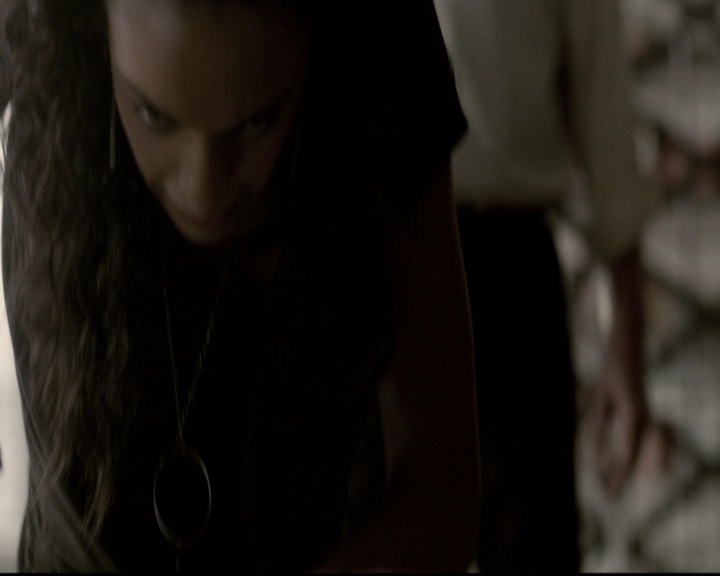 VampireDiariesWorld_dot_nl-TheOriginals_2x15TheyAllAskedForYou1115.jpg